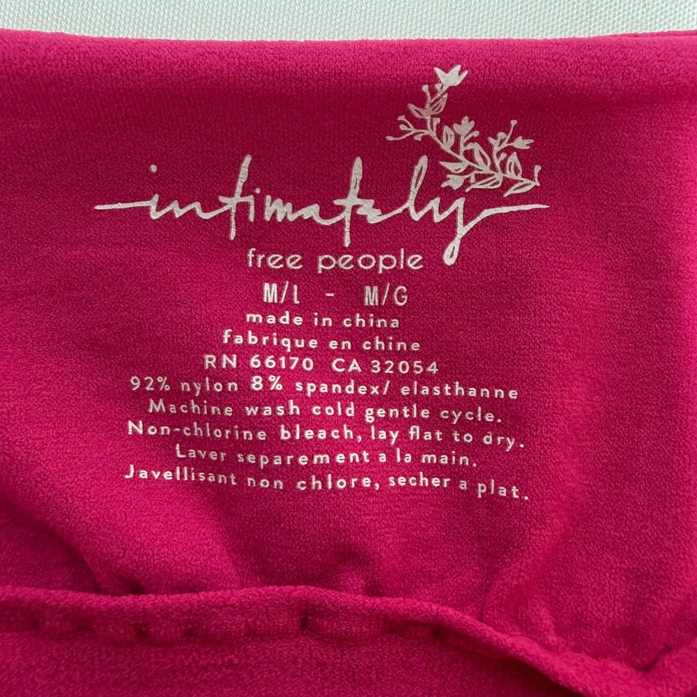 Intimately Free People Magenta Pink Spaghetti Strap Thong Bodysuit ML Scoop Neck - Picture 8 of 8